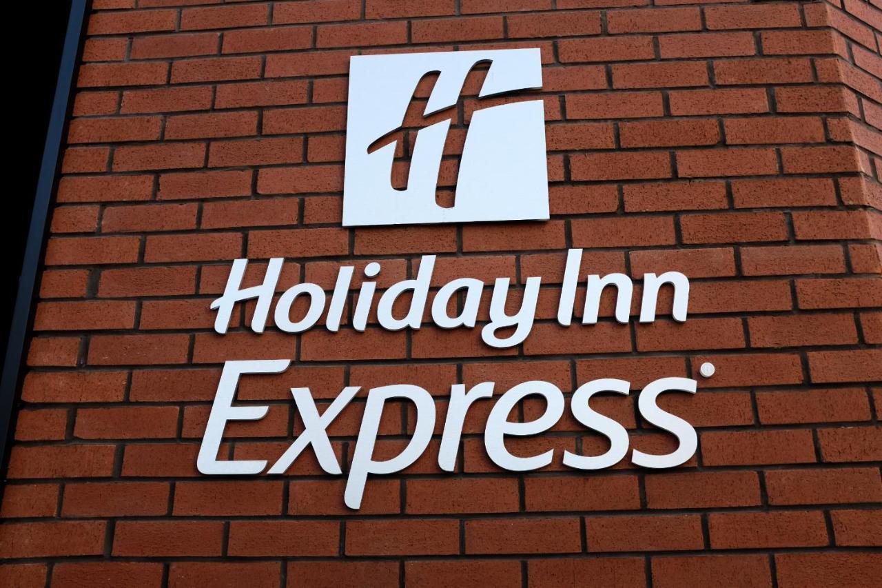 Holiday Inn Express Tbilisi Avlabari By Ihg מראה חיצוני תמונה